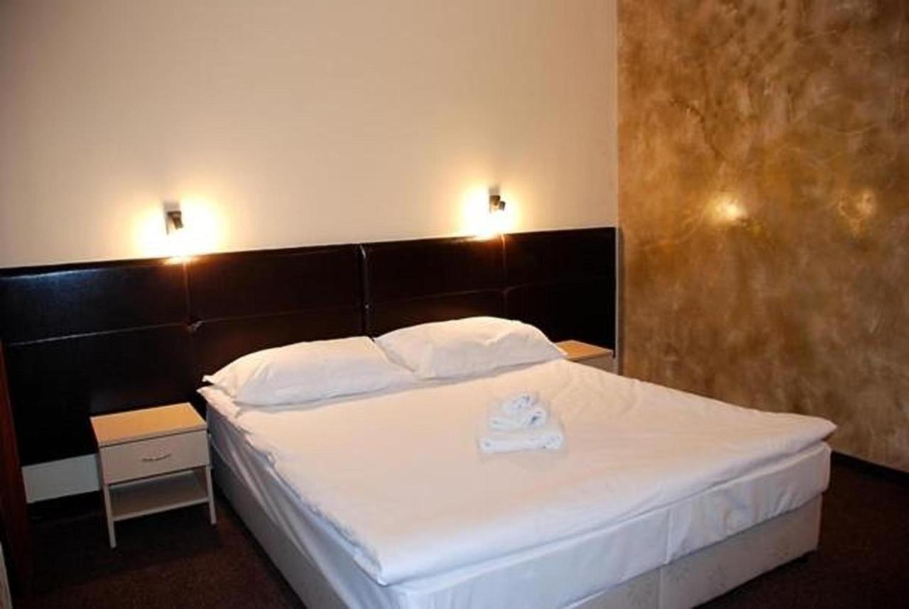 Hotel Rodina Bansko Buitenkant foto